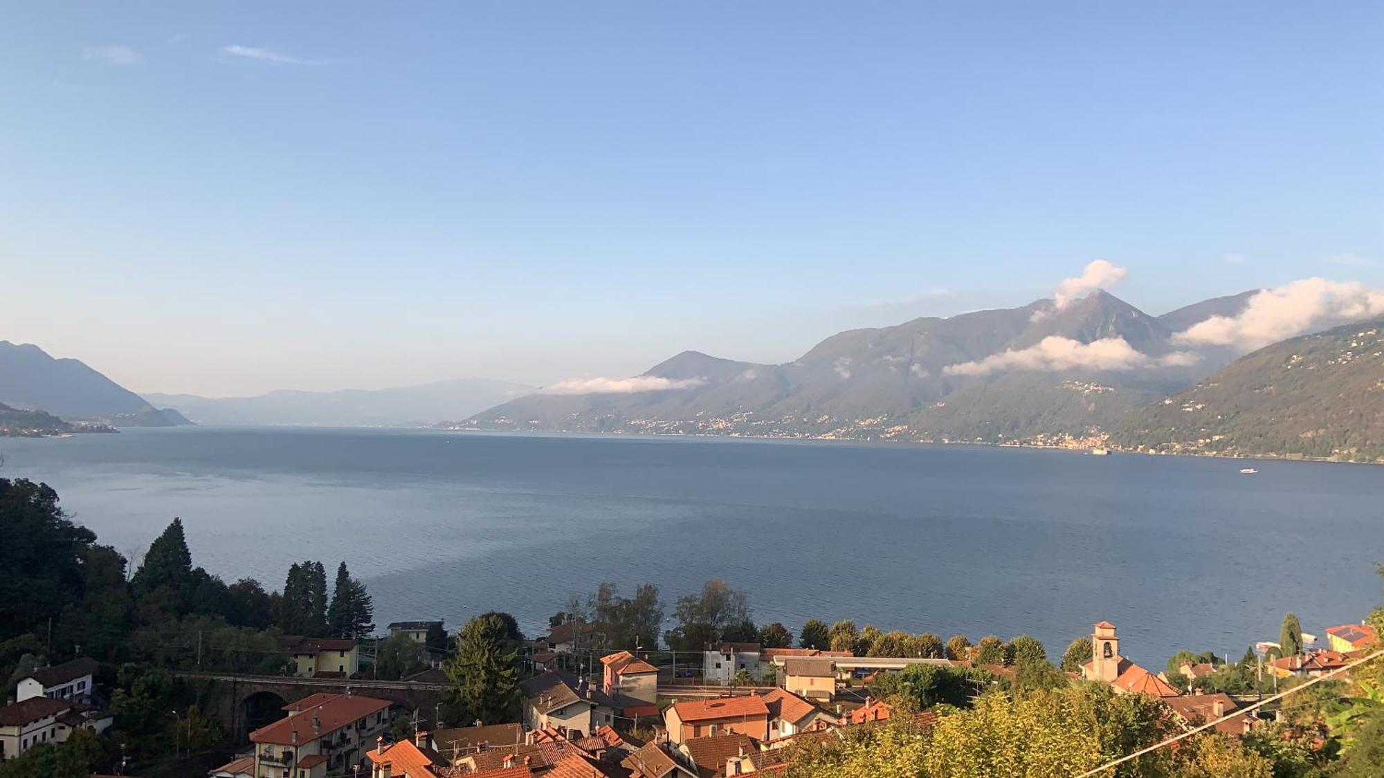 Casa Colmegna Mit Traumhaften See- Und Bergblick Luino Pokój zdjęcie